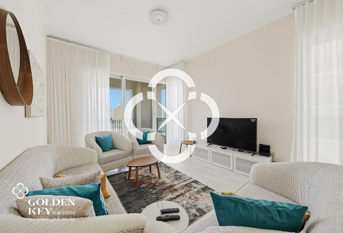 Beach View Fully renovated 2BR | Bills Included |