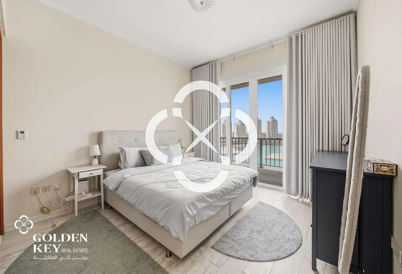 Beach View Fully renovated 2BR | Bills Included |