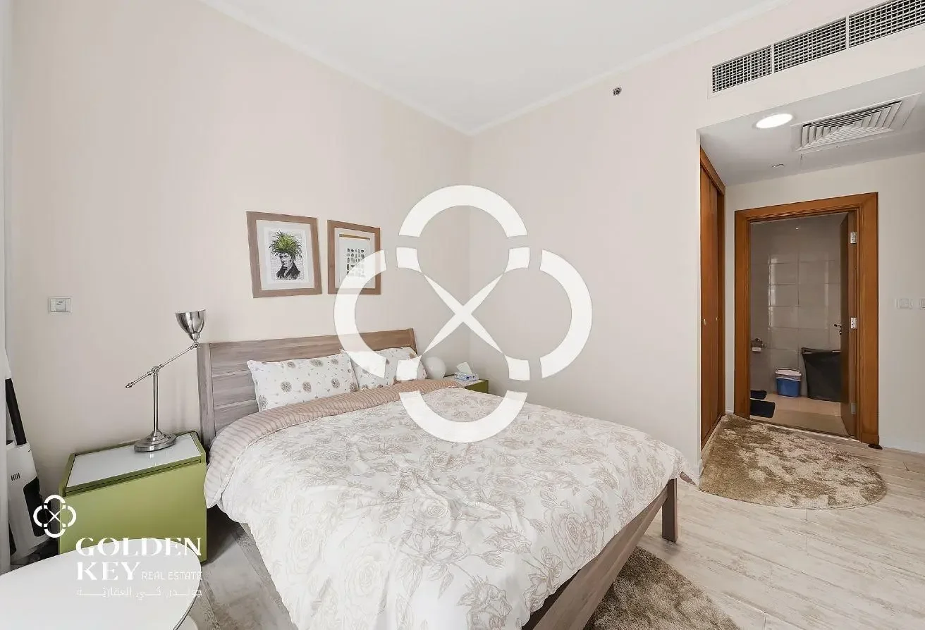 Beach View Fully renovated 2BR | Bills Included |