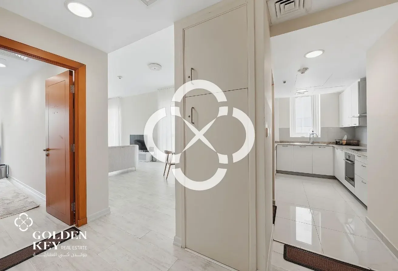 Beach View Fully renovated 2BR | Bills Included |