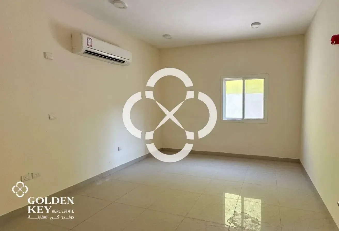 General Warehouse For Rent | Industrial Area