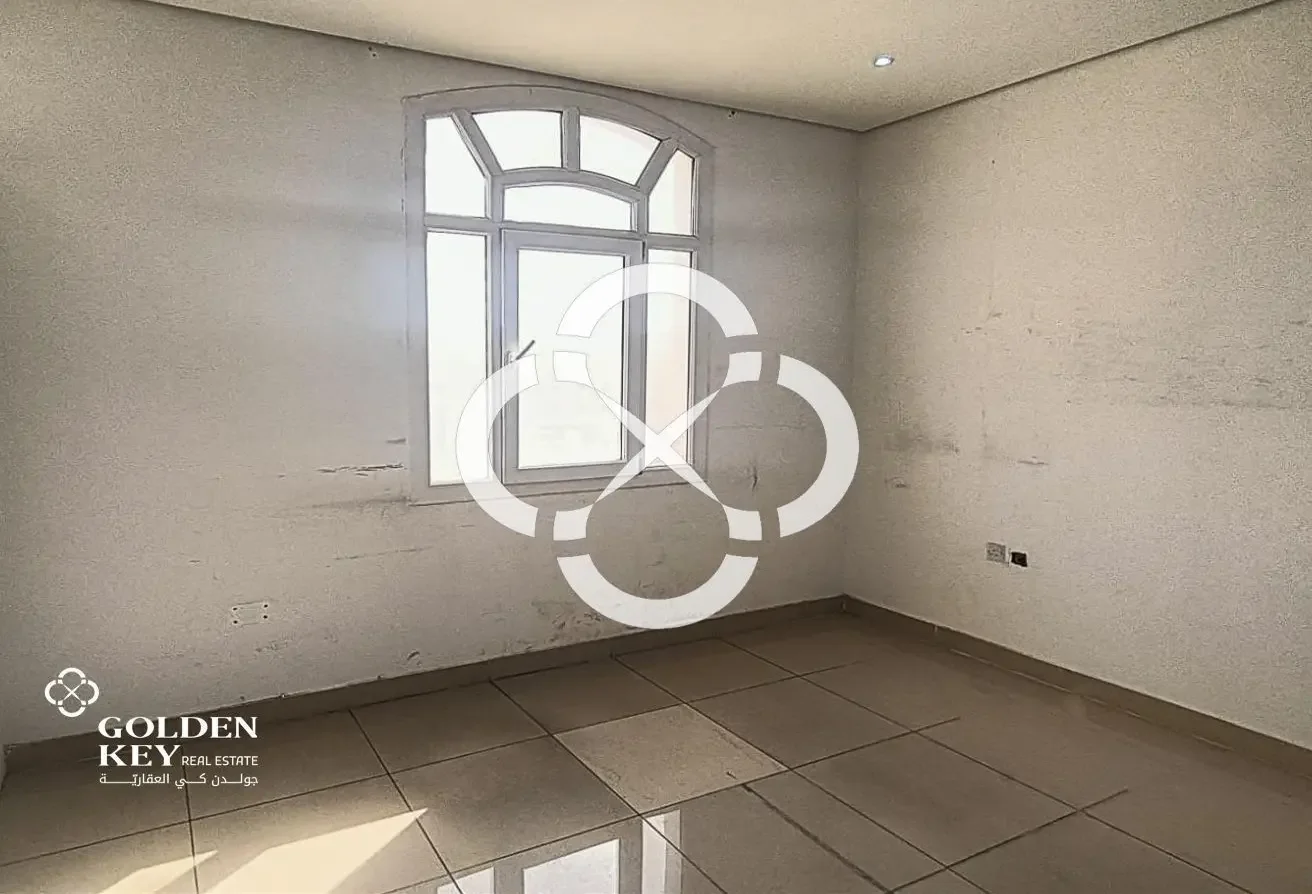5 Office space for Rent Prime location
