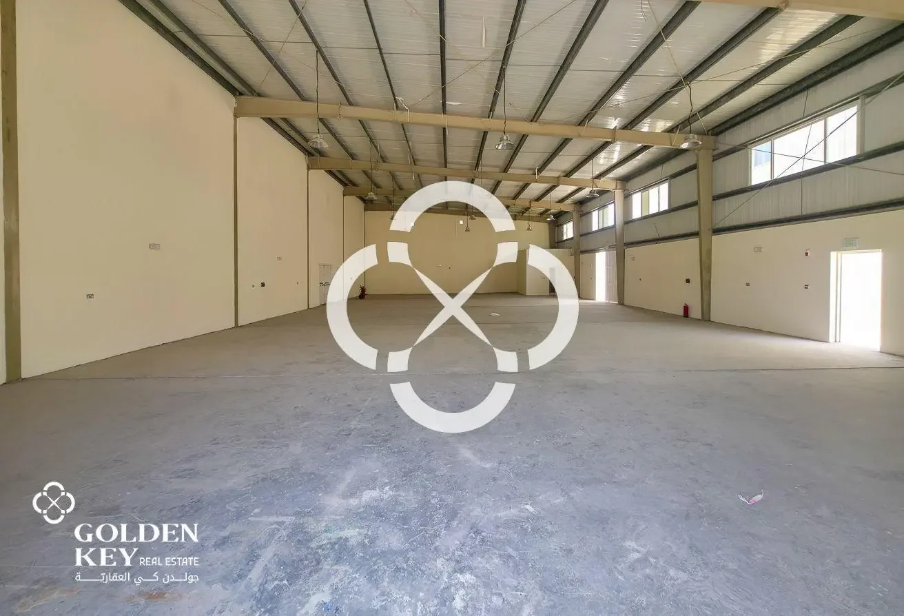General Warehouse with 13 Rooms | Birkat Al Awamer