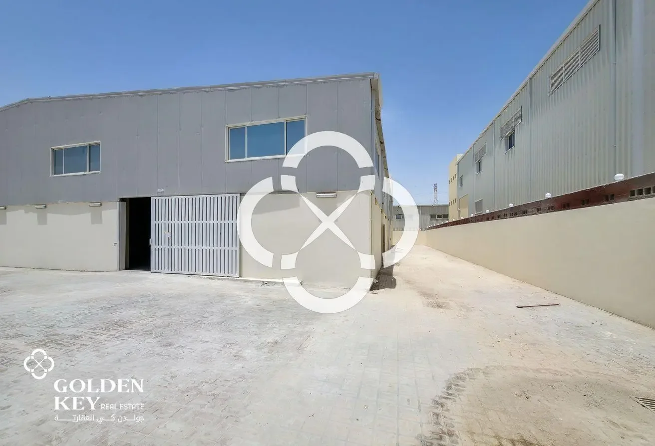 General Warehouse with 13 Rooms | Birkat Al Awamer