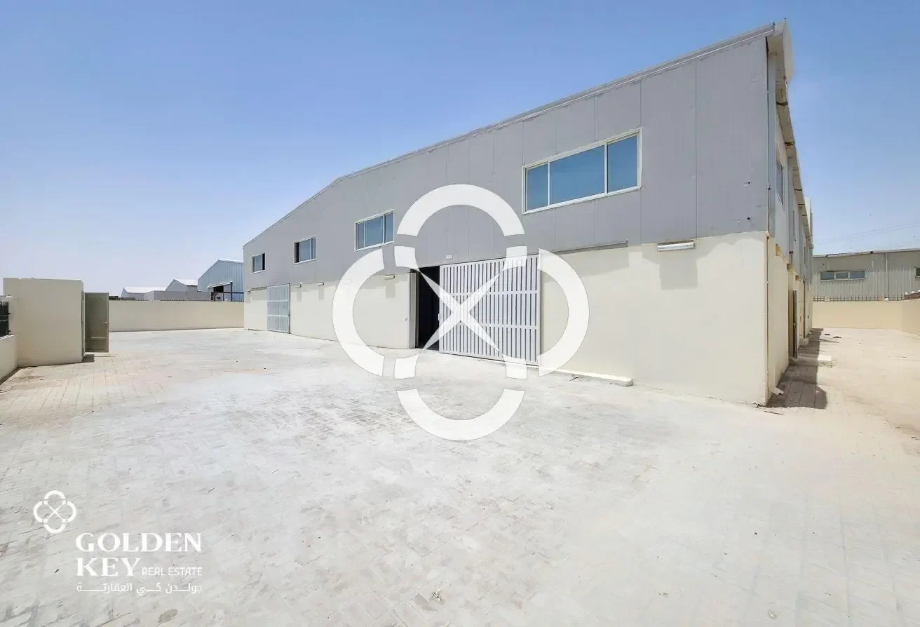 General Warehouse with 13 Rooms | Birkat Al Awamer