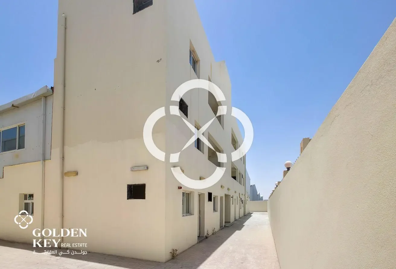 General Warehouse with 13 Rooms | Birkat Al Awamer
