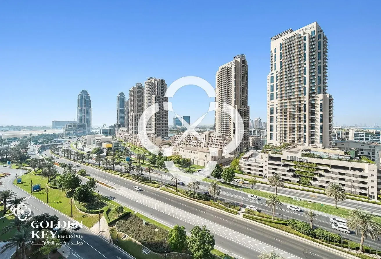 FF-3BR with Balcony and Sea View | Spacious Layout