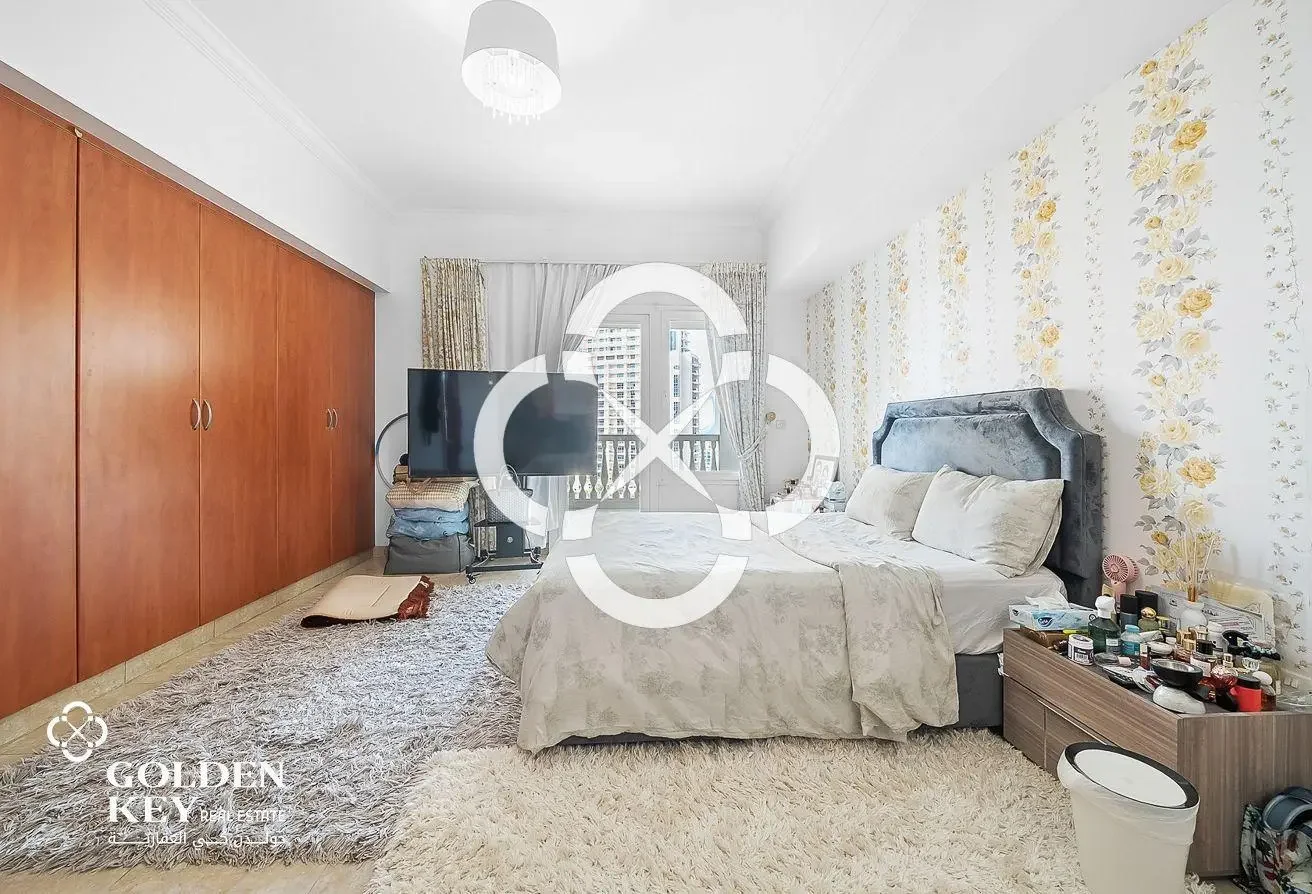 FF-3BR with Balcony and Sea View | Spacious Layout