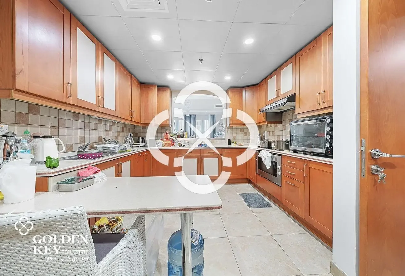 FF-3BR with Balcony and Sea View | Spacious Layout