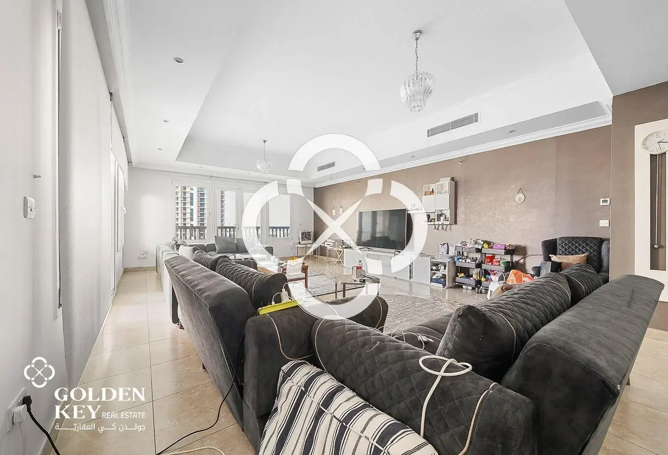 FF-3BR with Balcony and Sea View | Spacious Layout