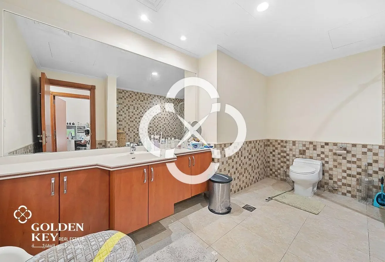 FF-3BR with Balcony and Sea View | Spacious Layout