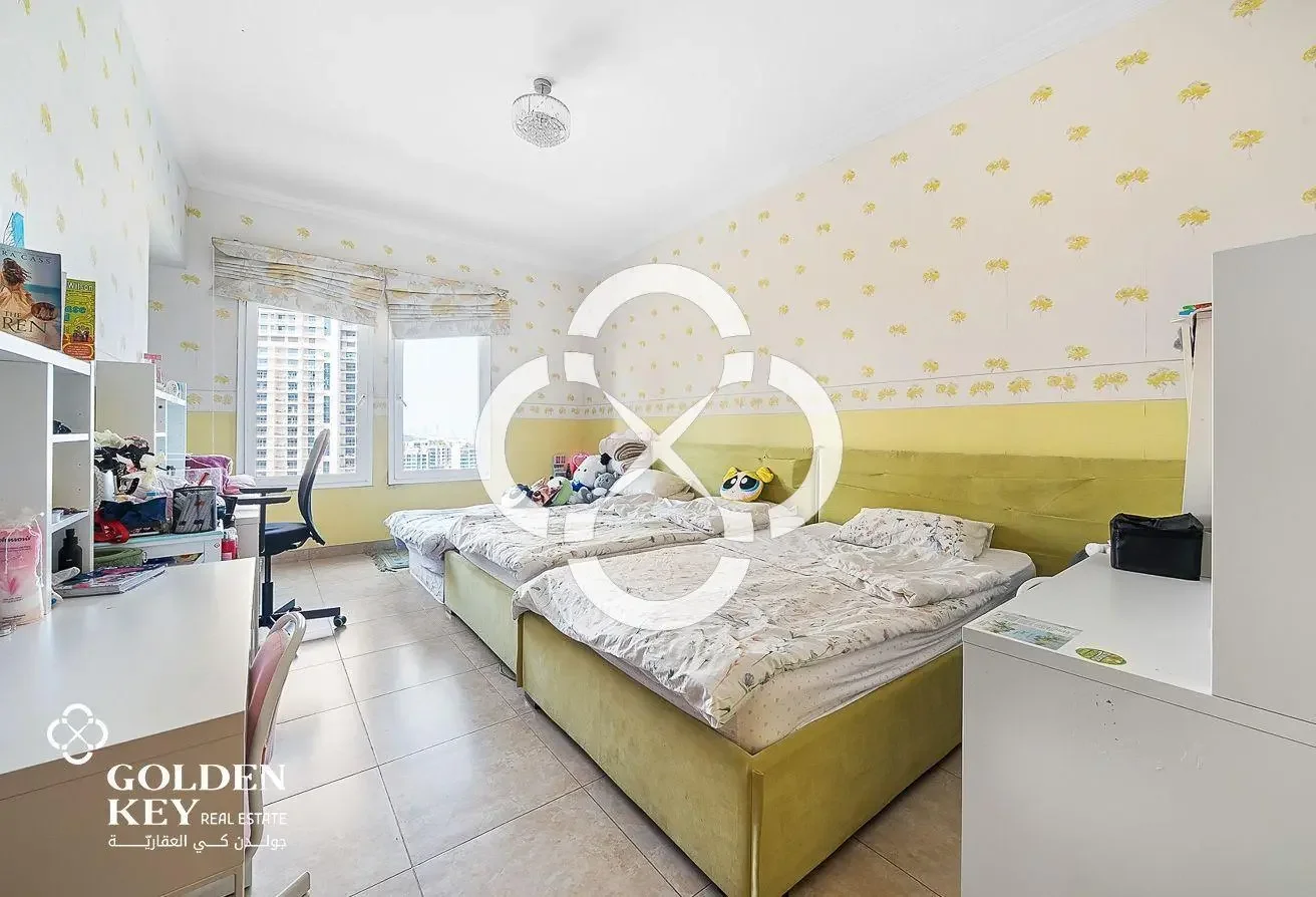 FF-3BR with Balcony and Sea View | Spacious Layout