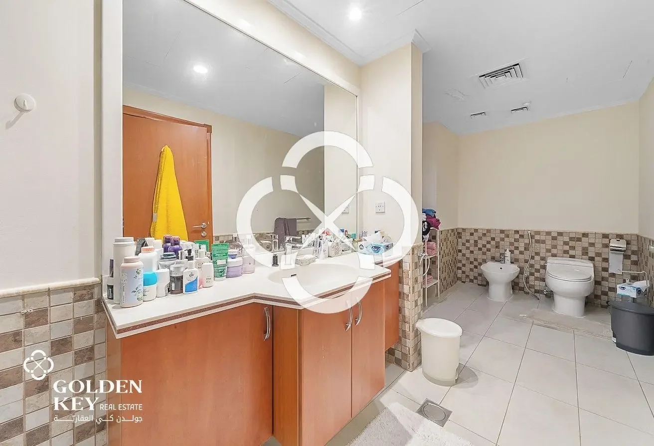 FF-3BR with Balcony and Sea View | Spacious Layout