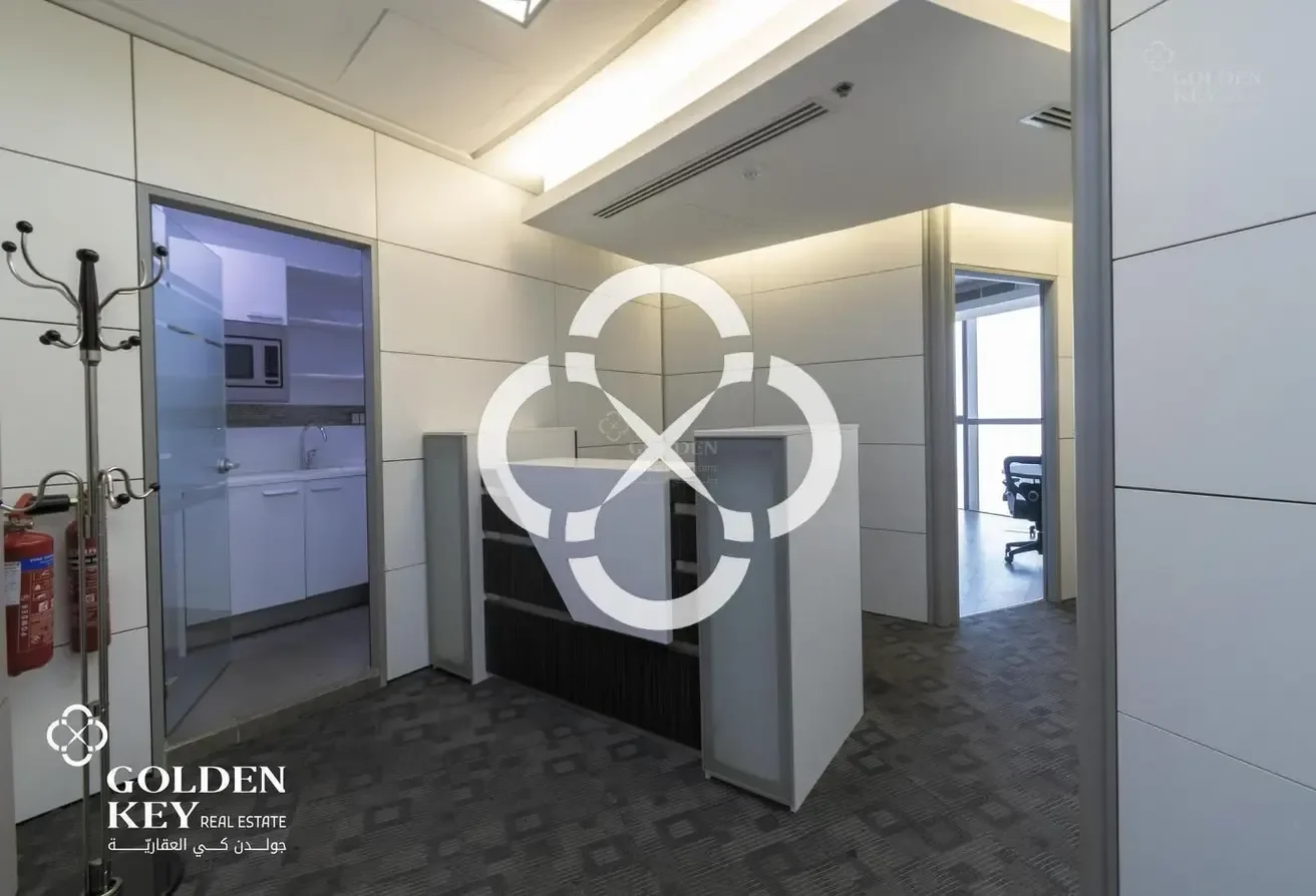 Fully Furnished Office | Premium Tower - view 3