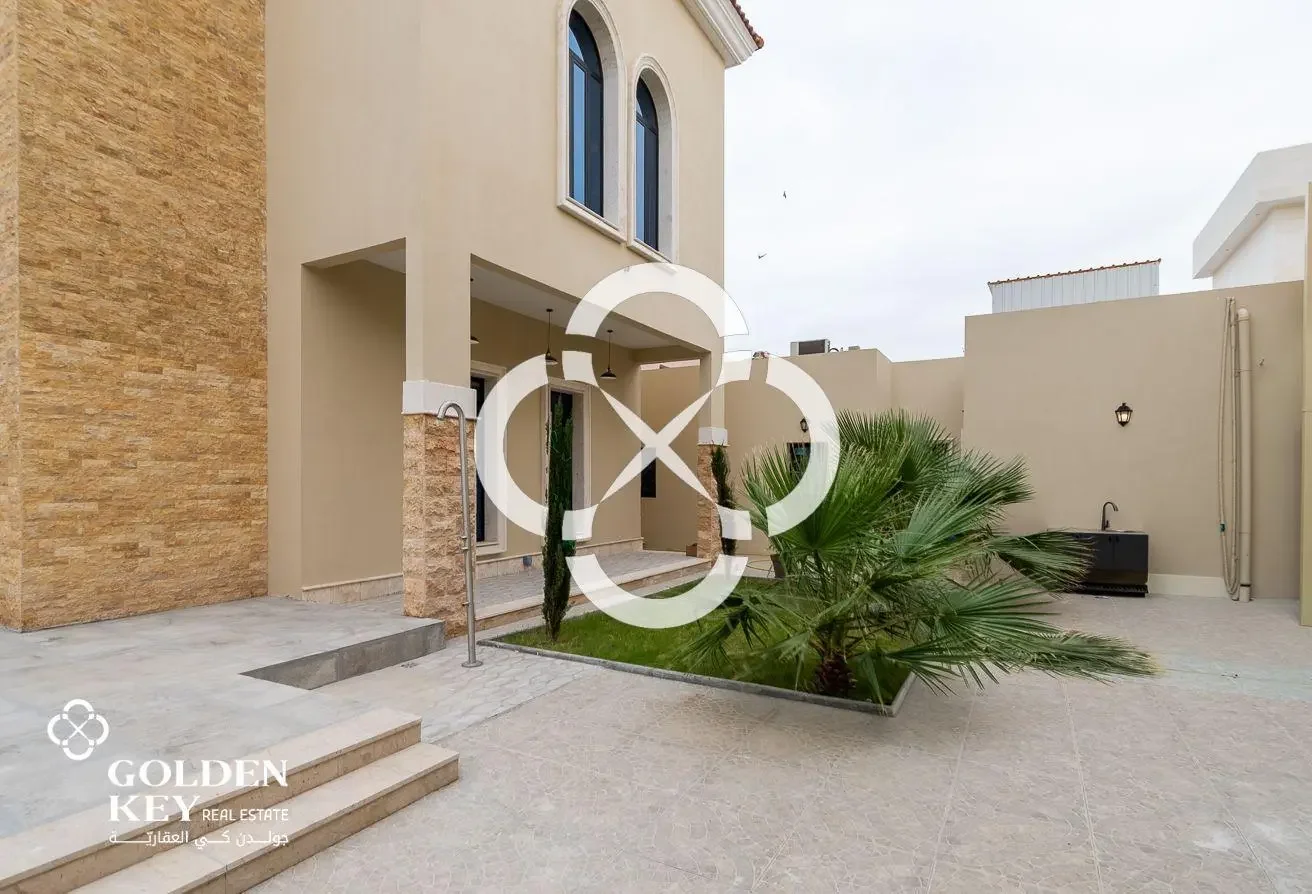 Standalone 7BR Villa with Pool | Luxury Finishes