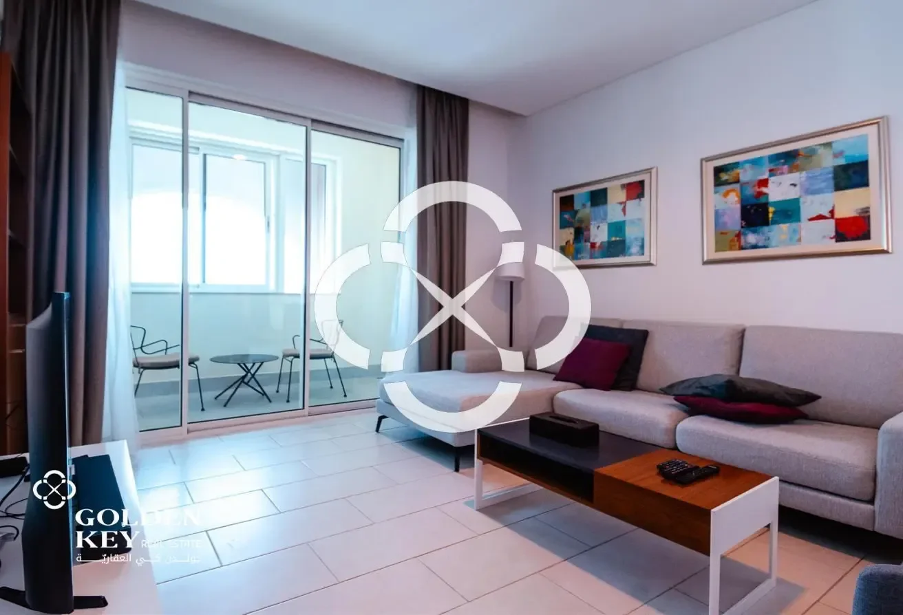NO COMMISSION | Bills Included+ WIFI | Sea view