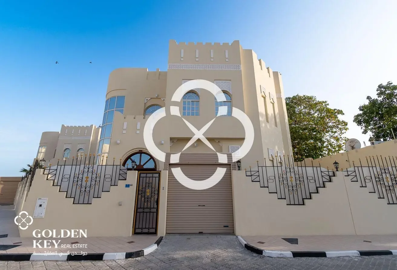5BR+Maid Villa with Private Pool | West Bay Lagoon