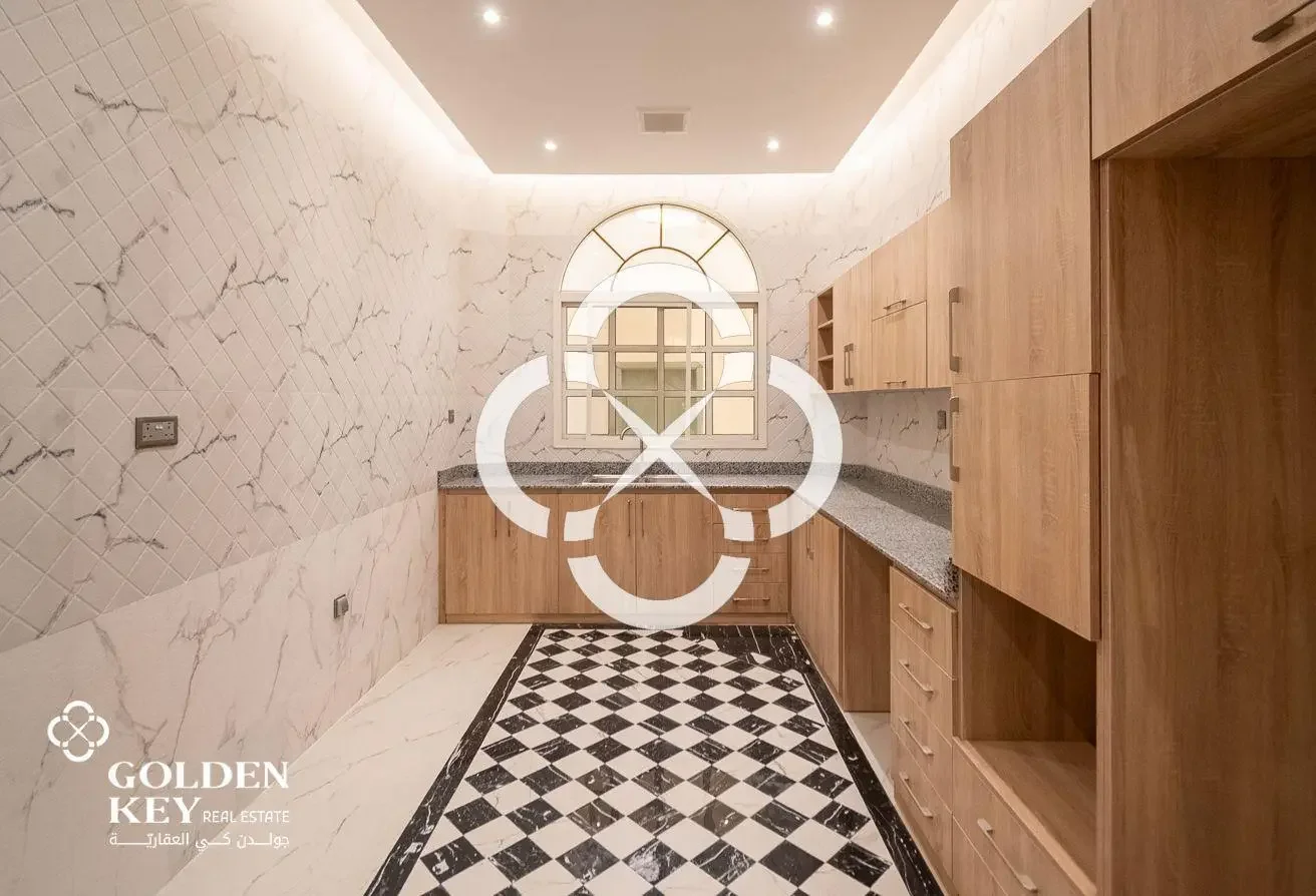 5BR+Maid Villa with Private Pool | West Bay Lagoon