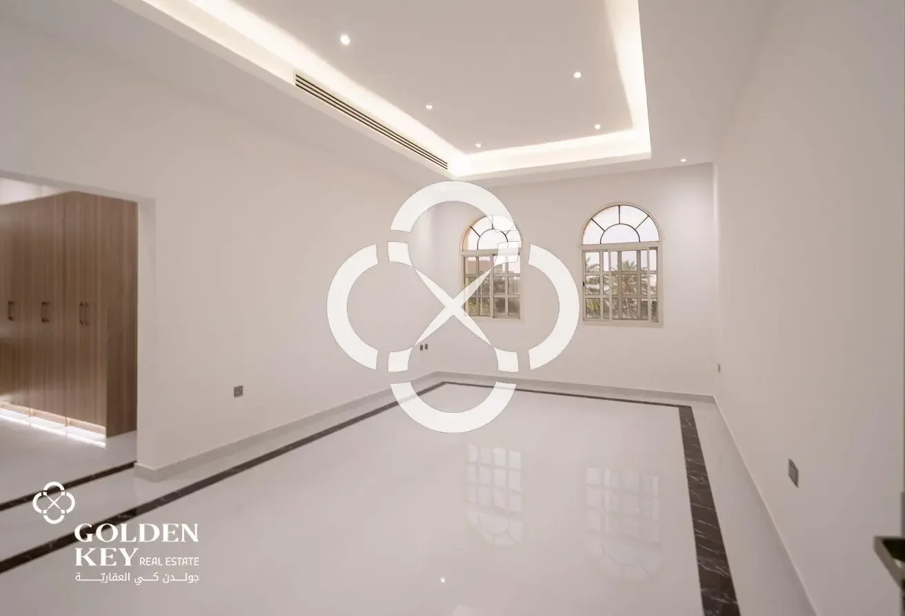 5BR+Maid Villa with Private Pool | West Bay Lagoon