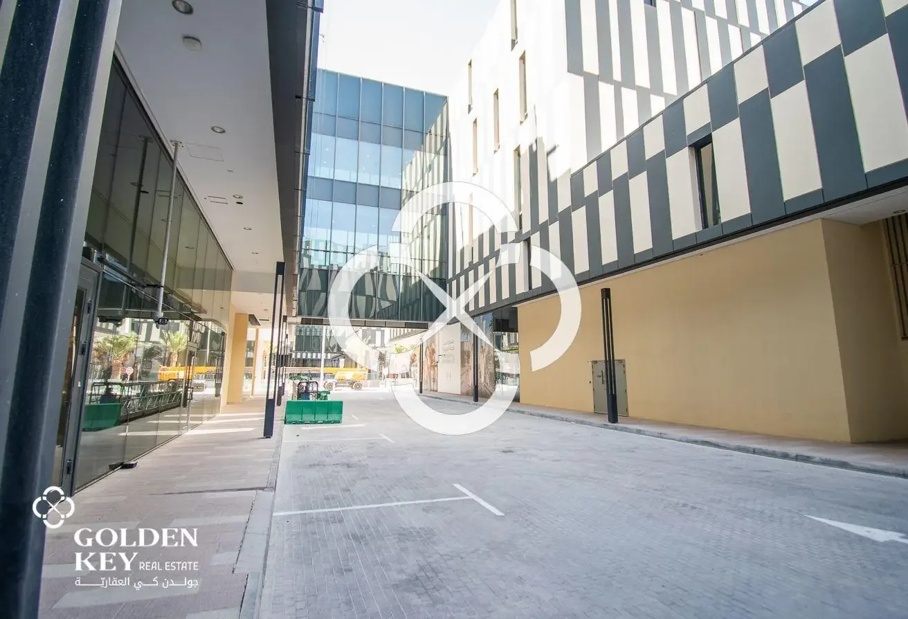 Available Now! Shop/ Showroom – Lusail Boulevard