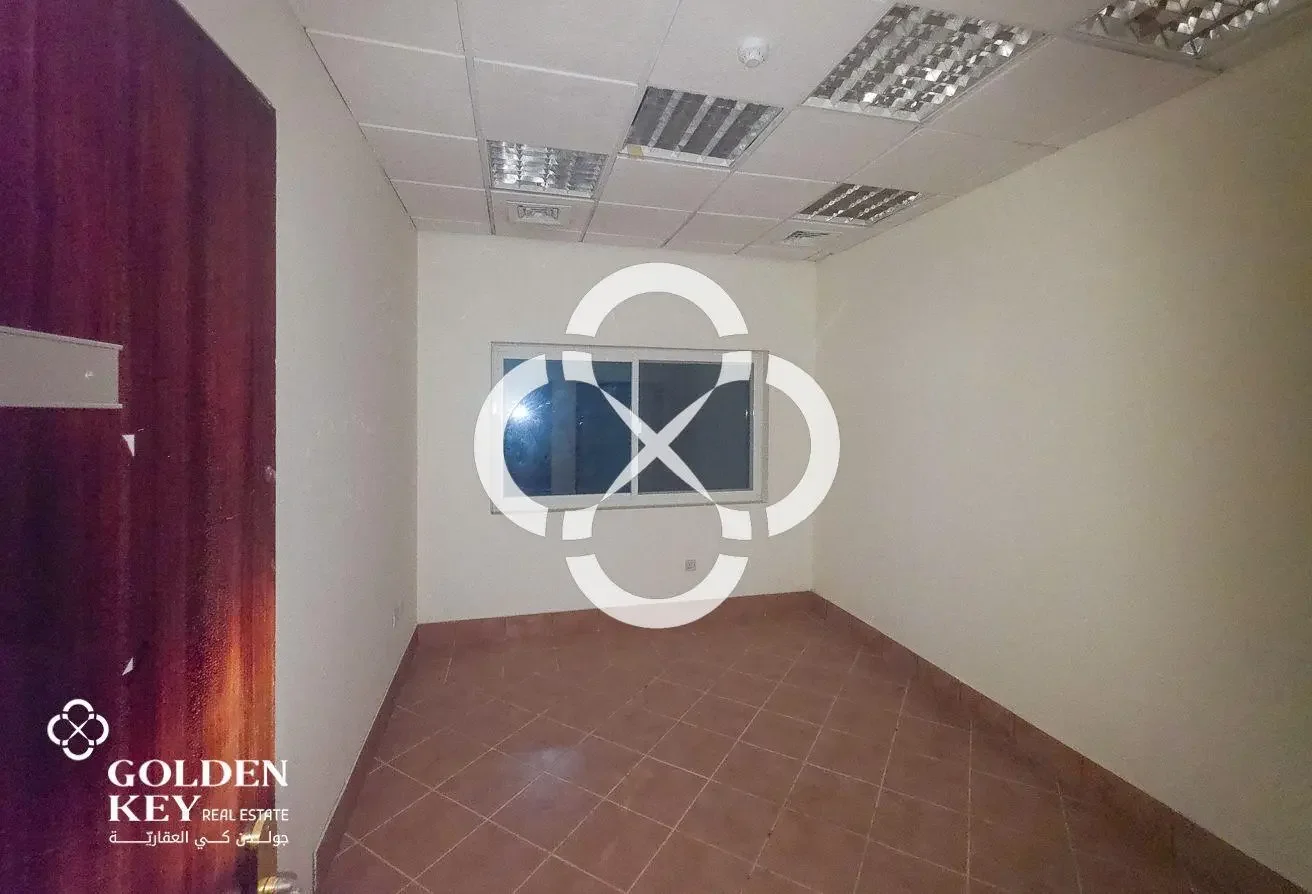 1 Month Free | Office Space w/ Glass Partition