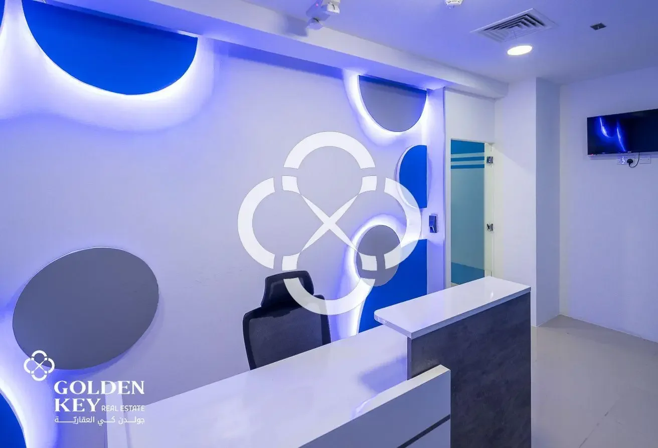 Ready to Use Office in Prime Tower | Foxhills - view 3