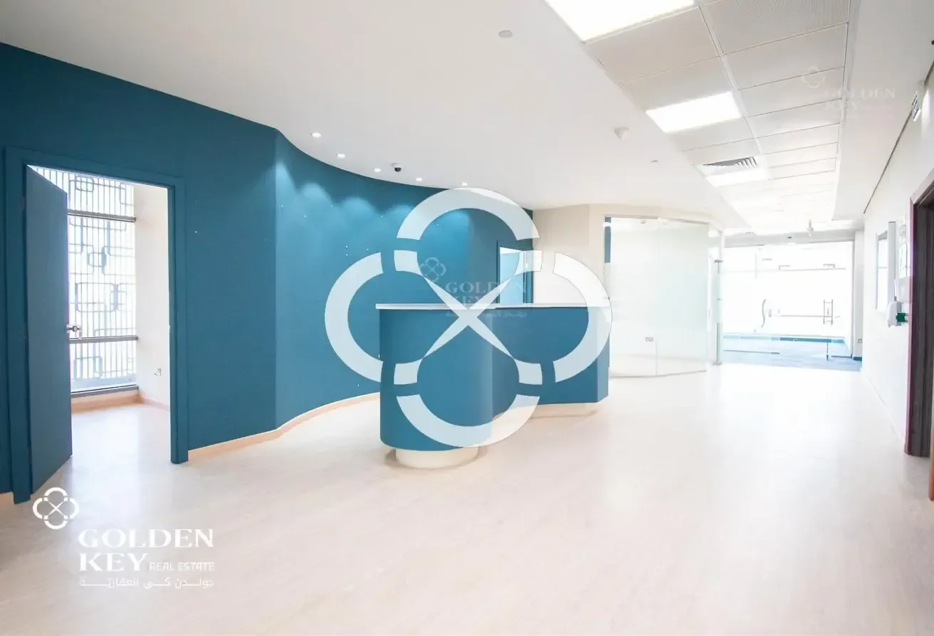Sea View Luxury Office Space in Lusail, Marina