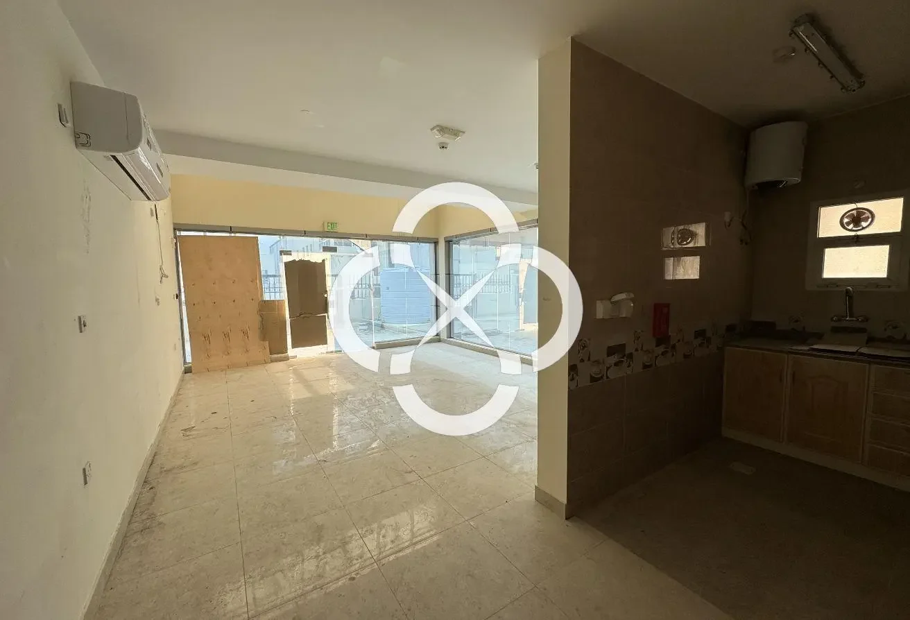 AC Food Warehouse with Partition | 1,000 SQM