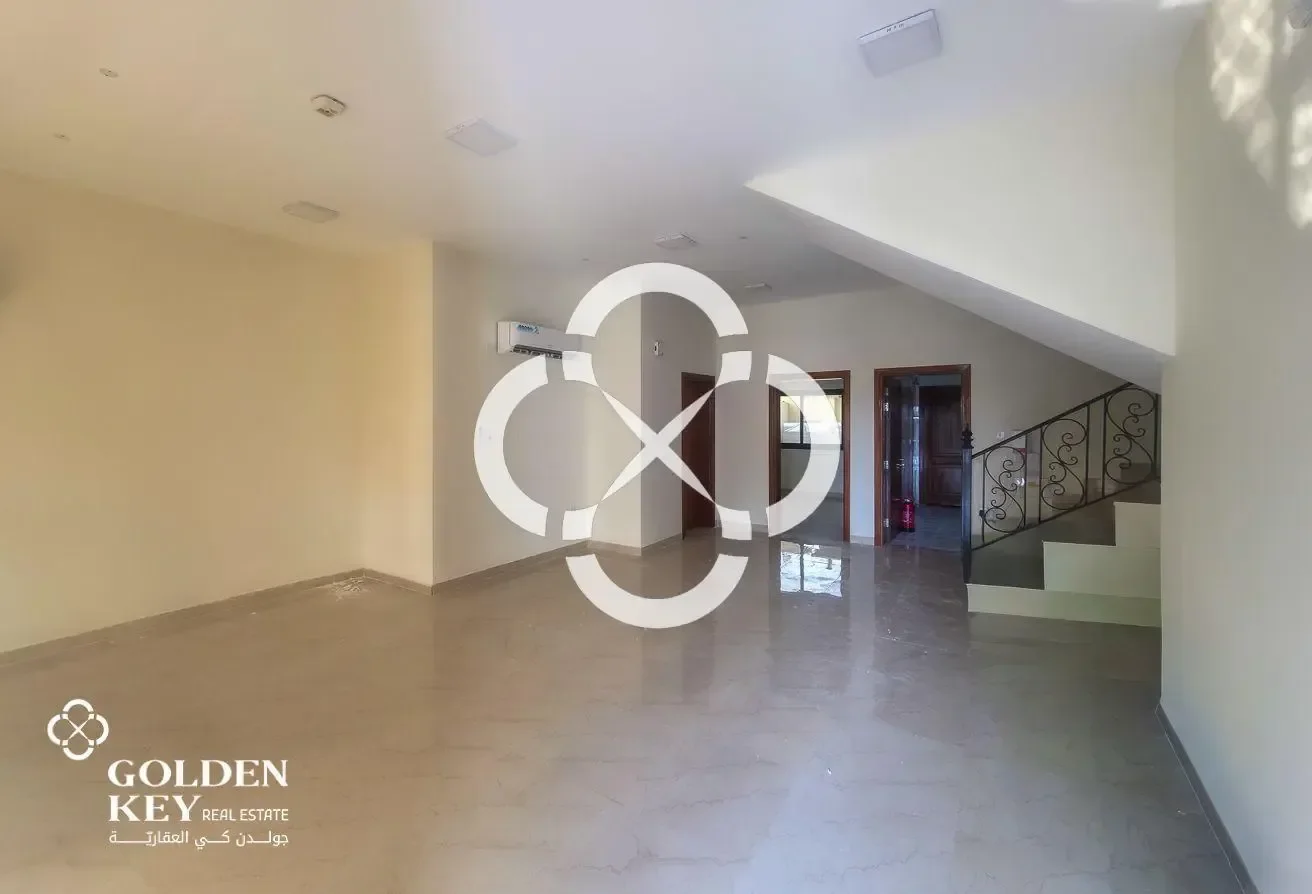 5BHK Compound Villa | Ideal for Family | Markhiya