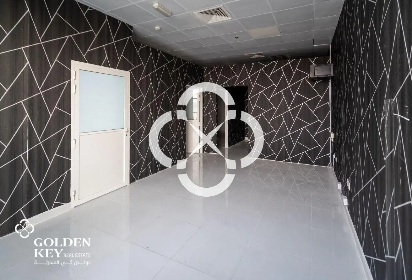 Well-Located Office Space in Matar Qadeem