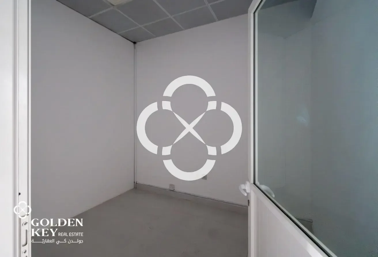 Well-Located Office Space in Matar Qadeem