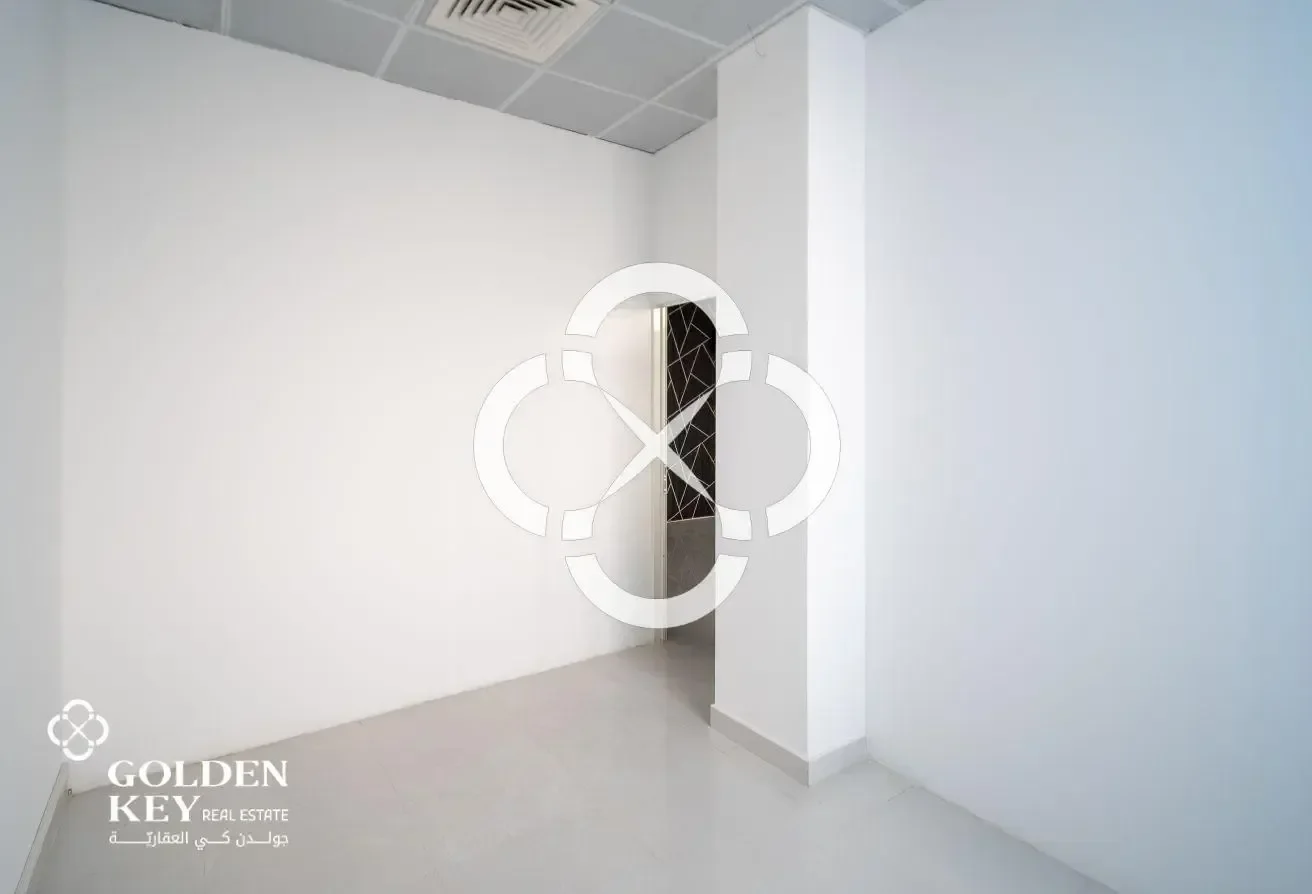 Well-Located Office Space in Matar Qadeem