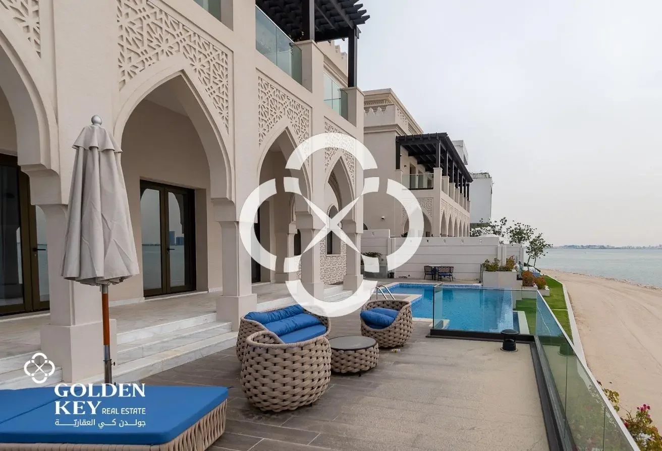 5BR+ | Luxury Villa | Privet pool | Beach access