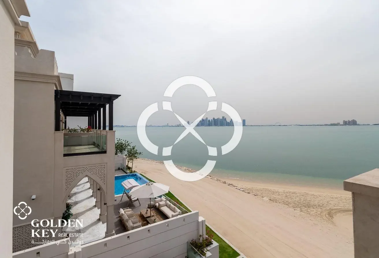 5BR+ | Luxury Villa | Privet pool | Beach access