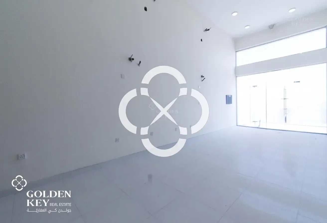 BRAND NEW BUILDING FOR SALE| ACCESSIBLE| 2635 SQM