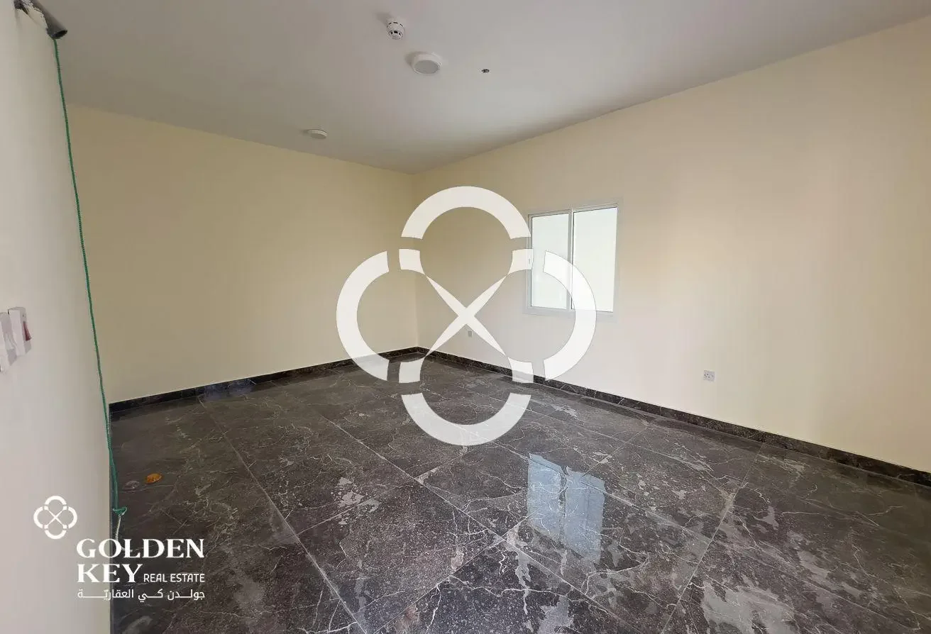 2 Stores with 2 Office for Rent | Birkat Al Awamer