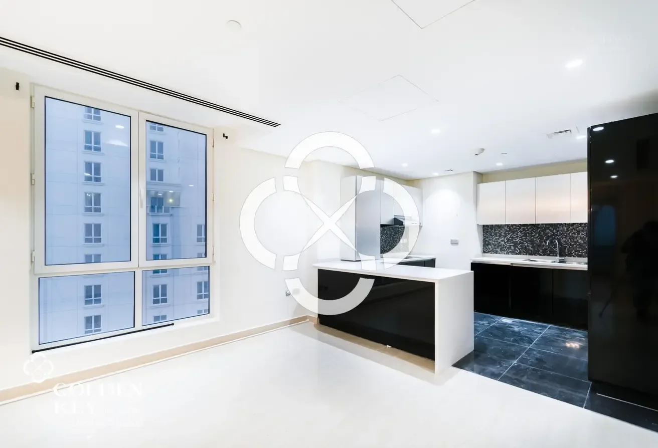 Bills included | SF 2BR with Balcony| Beach Access