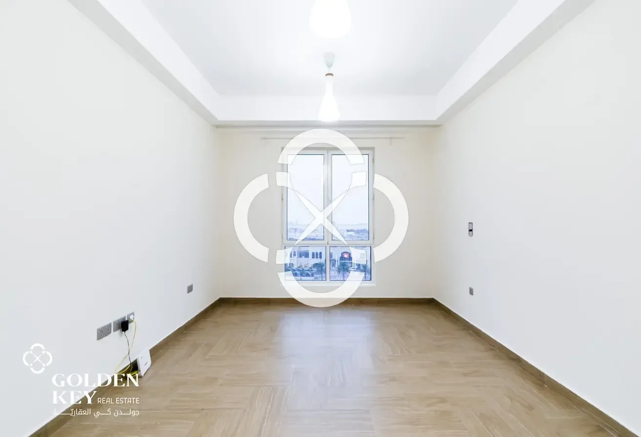 Bills included | SF 2BR with Balcony| Beach Access