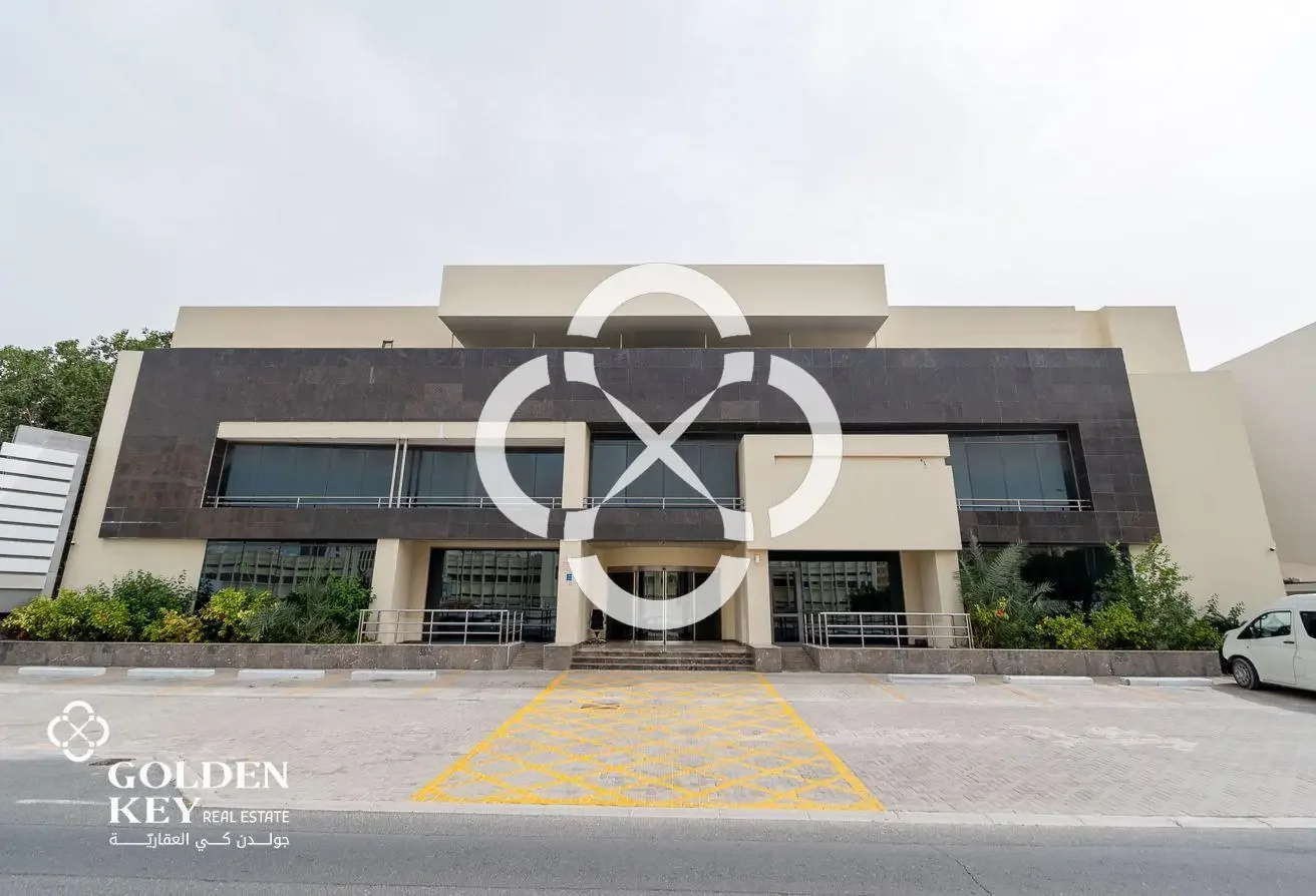 Multi-Purpose Building in C-Ring – For Lease