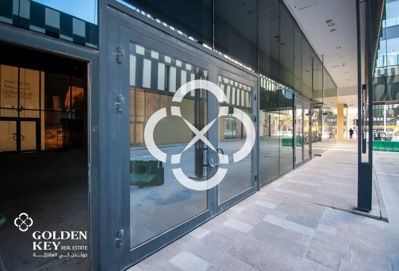 Now Leasing! Shop/ Showroom – Main Road