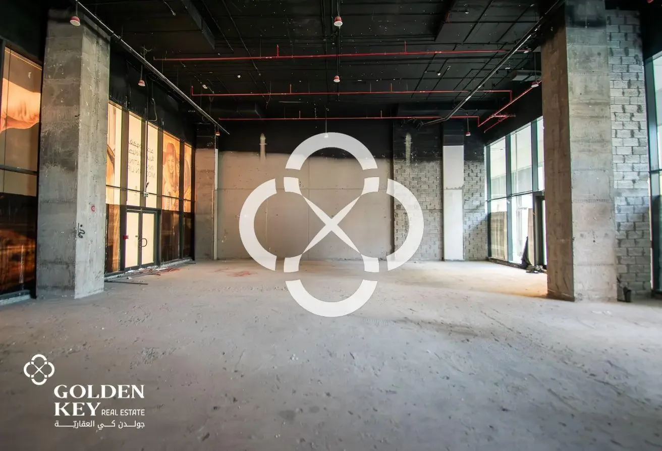 Now Leasing! Shop/ Showroom – Main Road