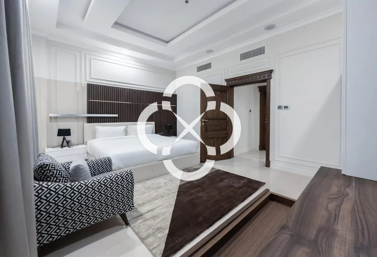 Superior Suite | Spacious 1 Bedroom | Old Airport