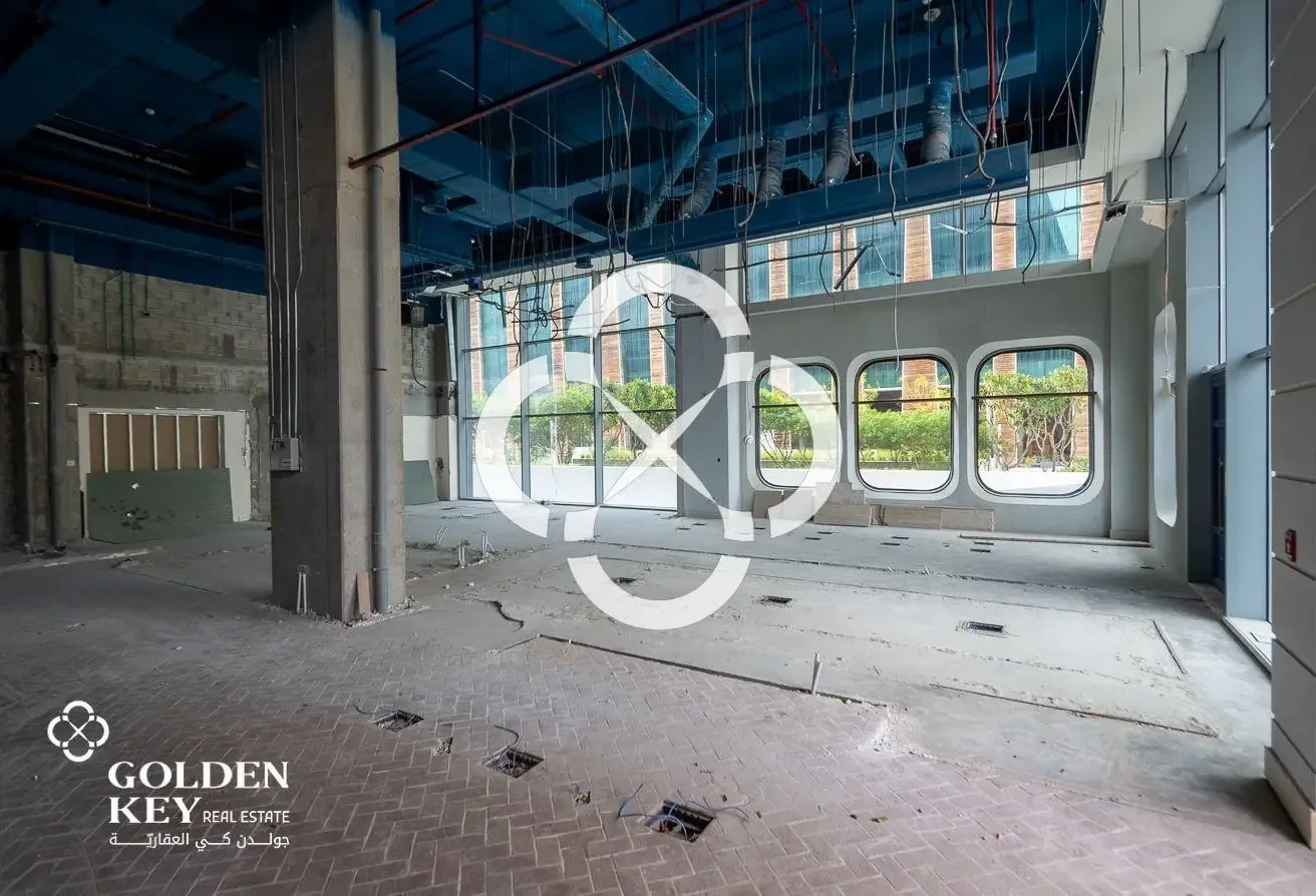 Premium Showroom Space | High-Visibility | Lusail