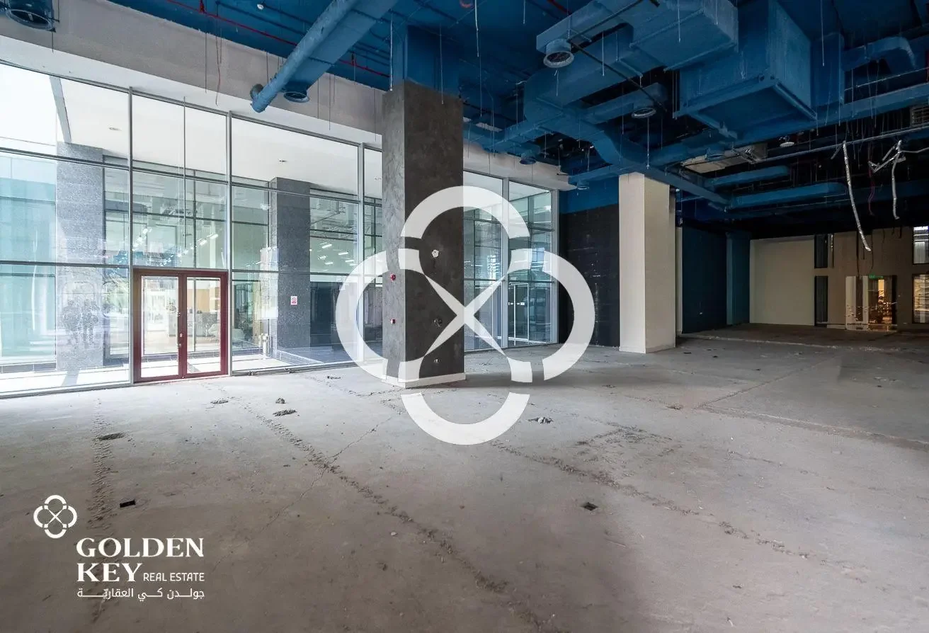 Premium Showroom Space | High-Visibility | Lusail