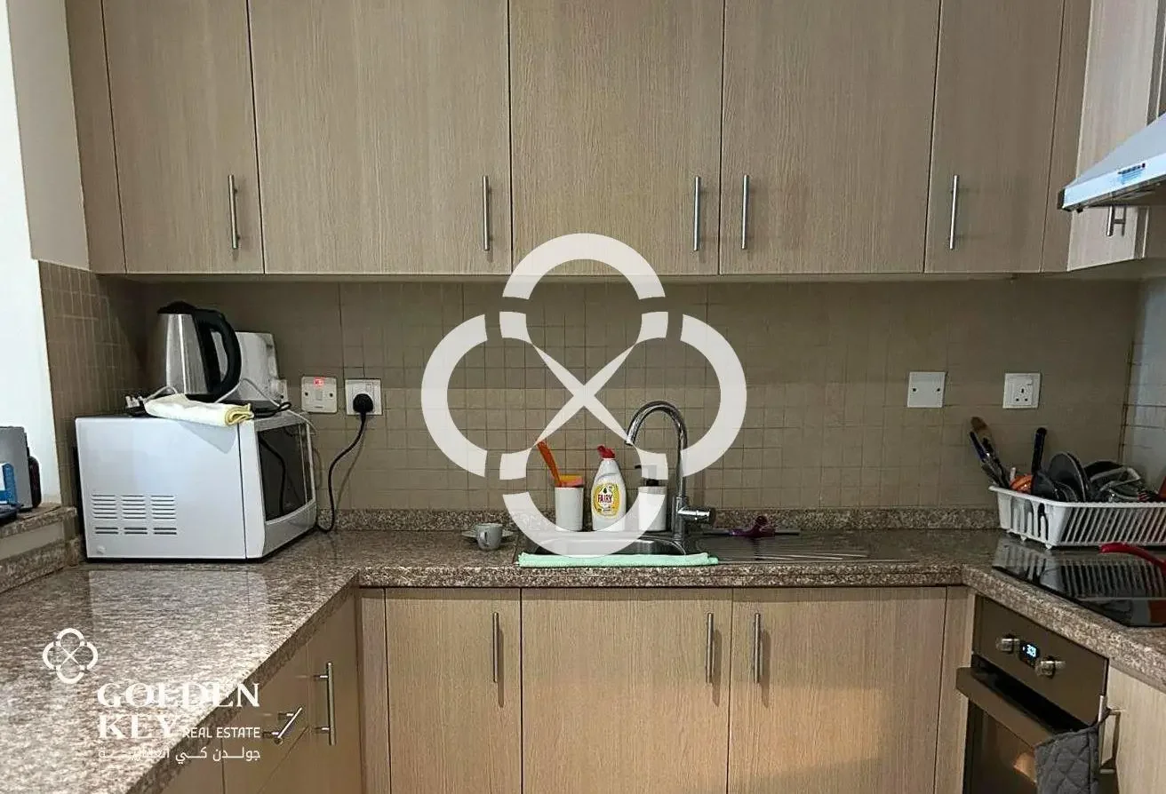 Upgraded | Modern Studio w/ Balcony | Porto Arabia
