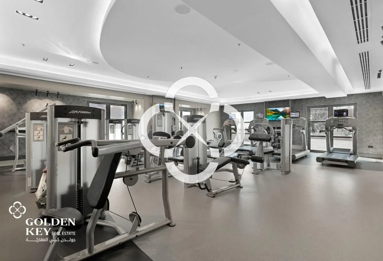 Luxurious 2BR with Balcony | Premium Tower