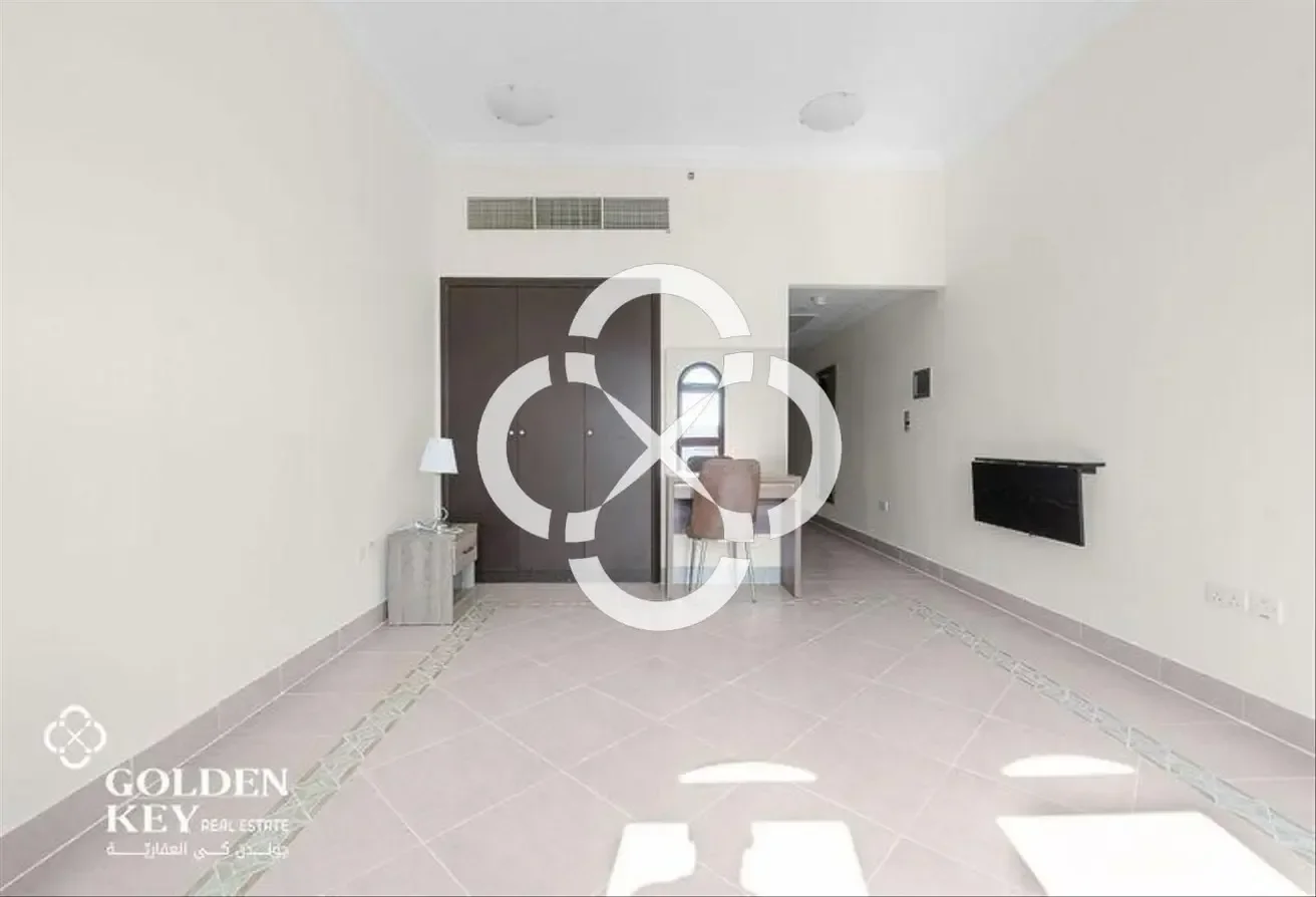 Qatar Cool Included| NO COMMISSION| Semi-Furnished