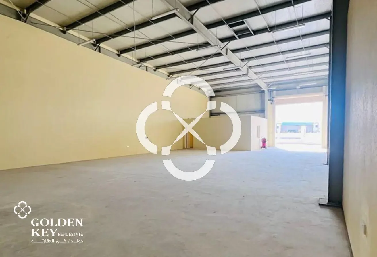 General Store | 280 SQM | Birkat Al Awamer
