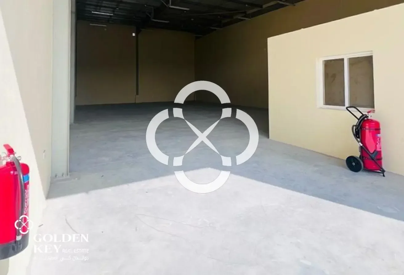 General Store | 280 SQM | Birkat Al Awamer