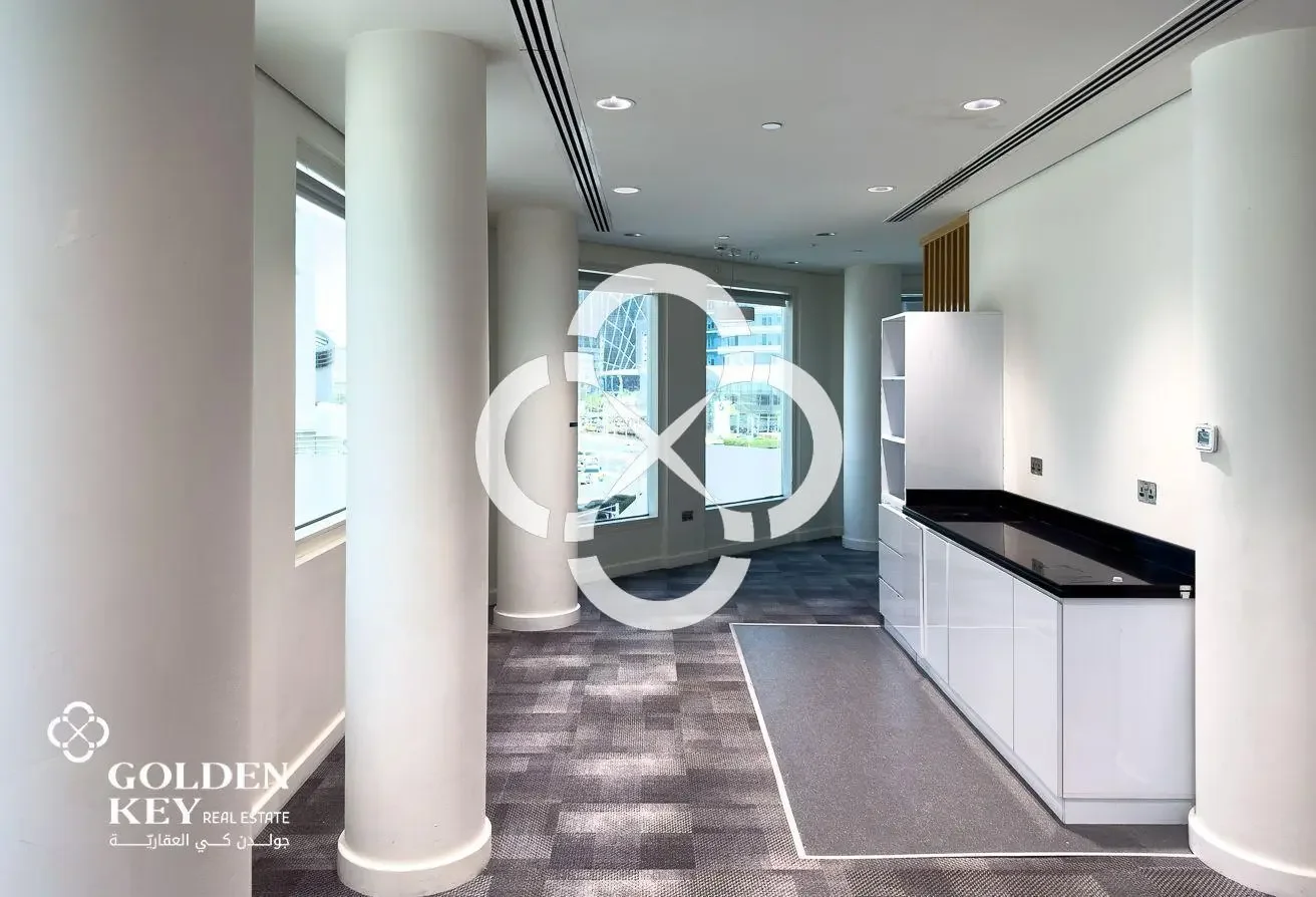 Corporate Fitted Office Space | 162 sqm | West Bay
